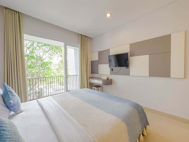 Deluxe Room, Balcony