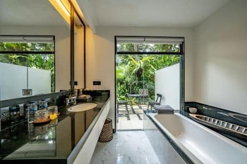 One Bedroom Suite with Garden View