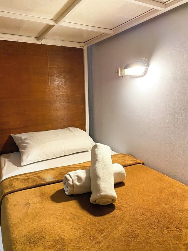 12-Bed Mixed Dormitory