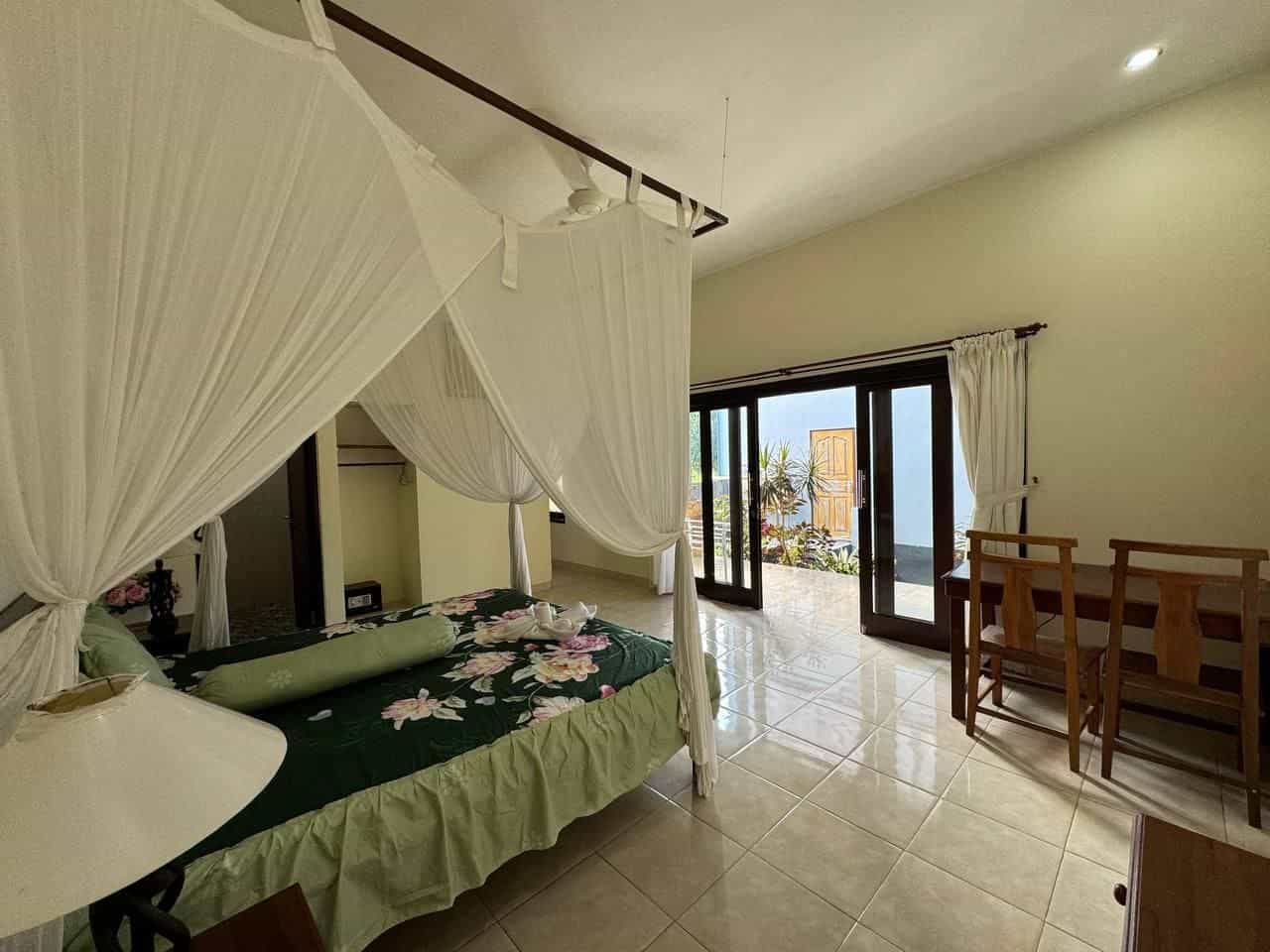 โยคีกา-เซ็นเตอร์ โยคีกา-เซ็นเตอร์