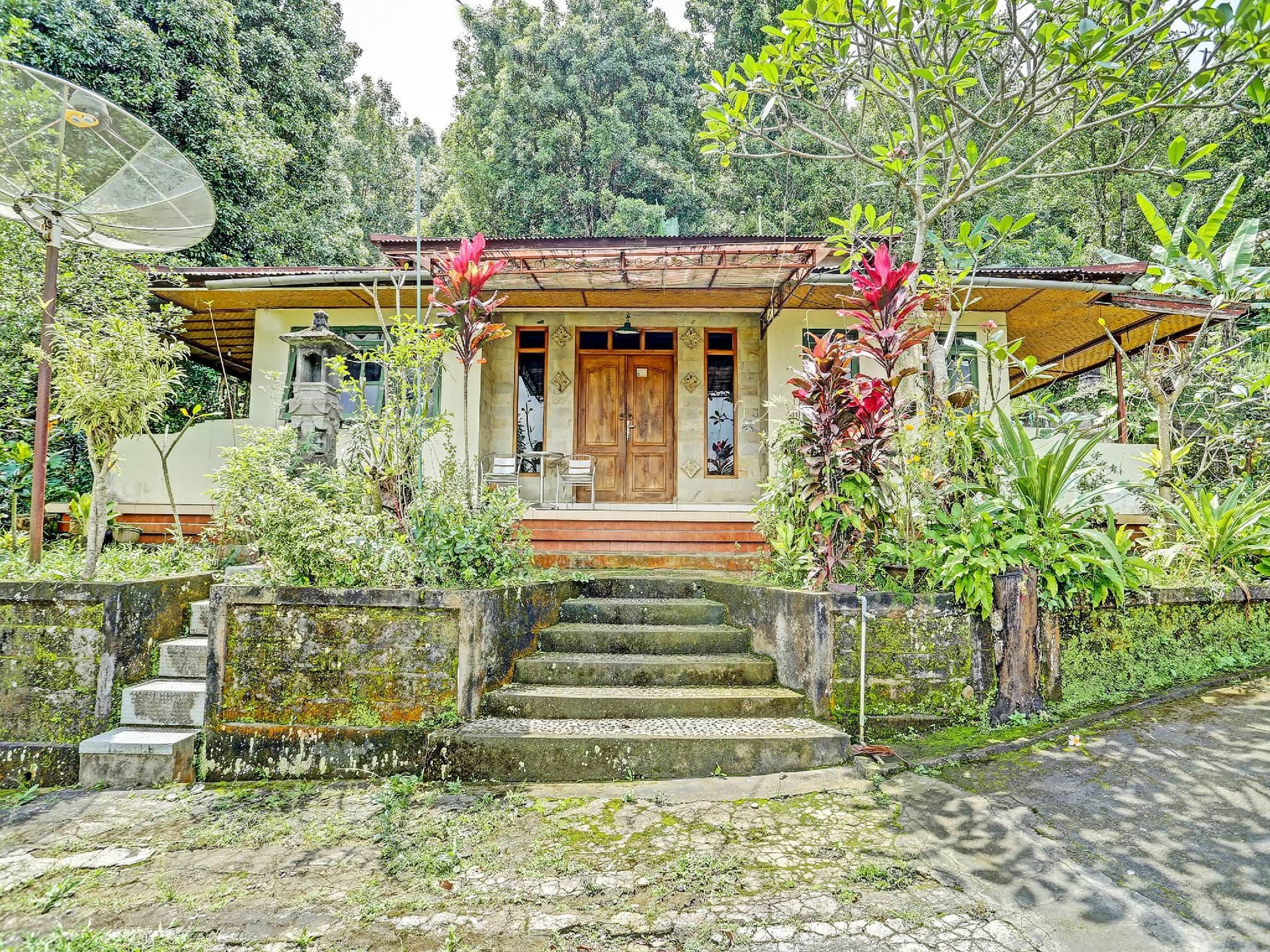 OYO Homes 91094 Desa Wisata Banyuatis OYO Homes 91094 Desa Wisata Banyuatis