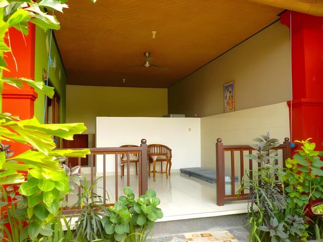 Studio Garden View