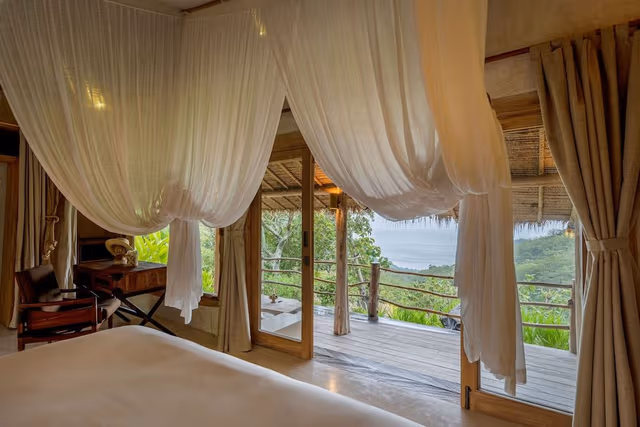 Family Pool Lodge
