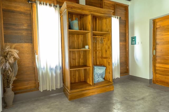 Standard Cabin
