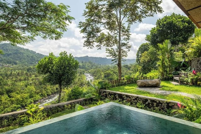 Honeymoon Villa