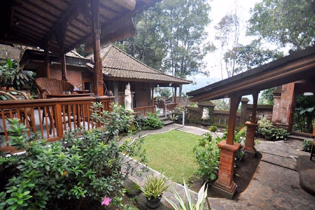 Double or Twin Room, Garden View