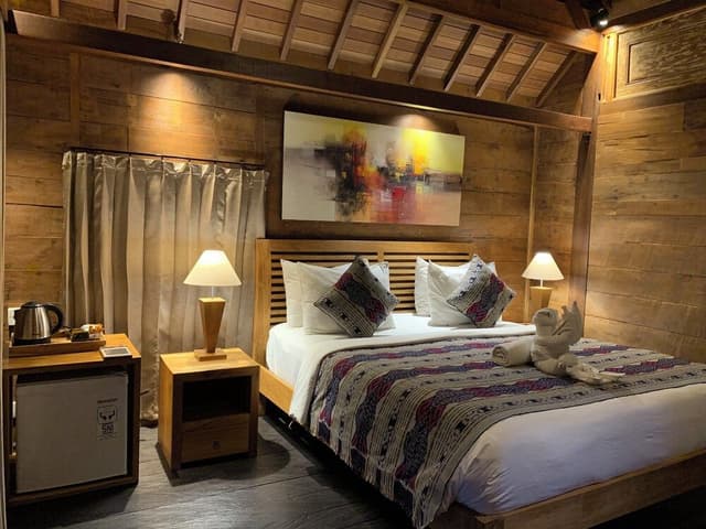 Deluxe Double Room, Pool View