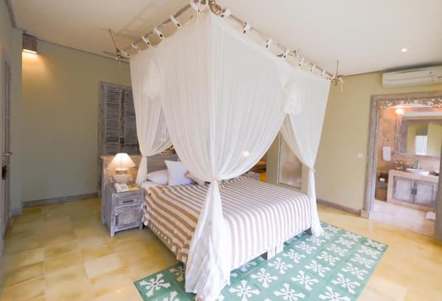 Lanai Room