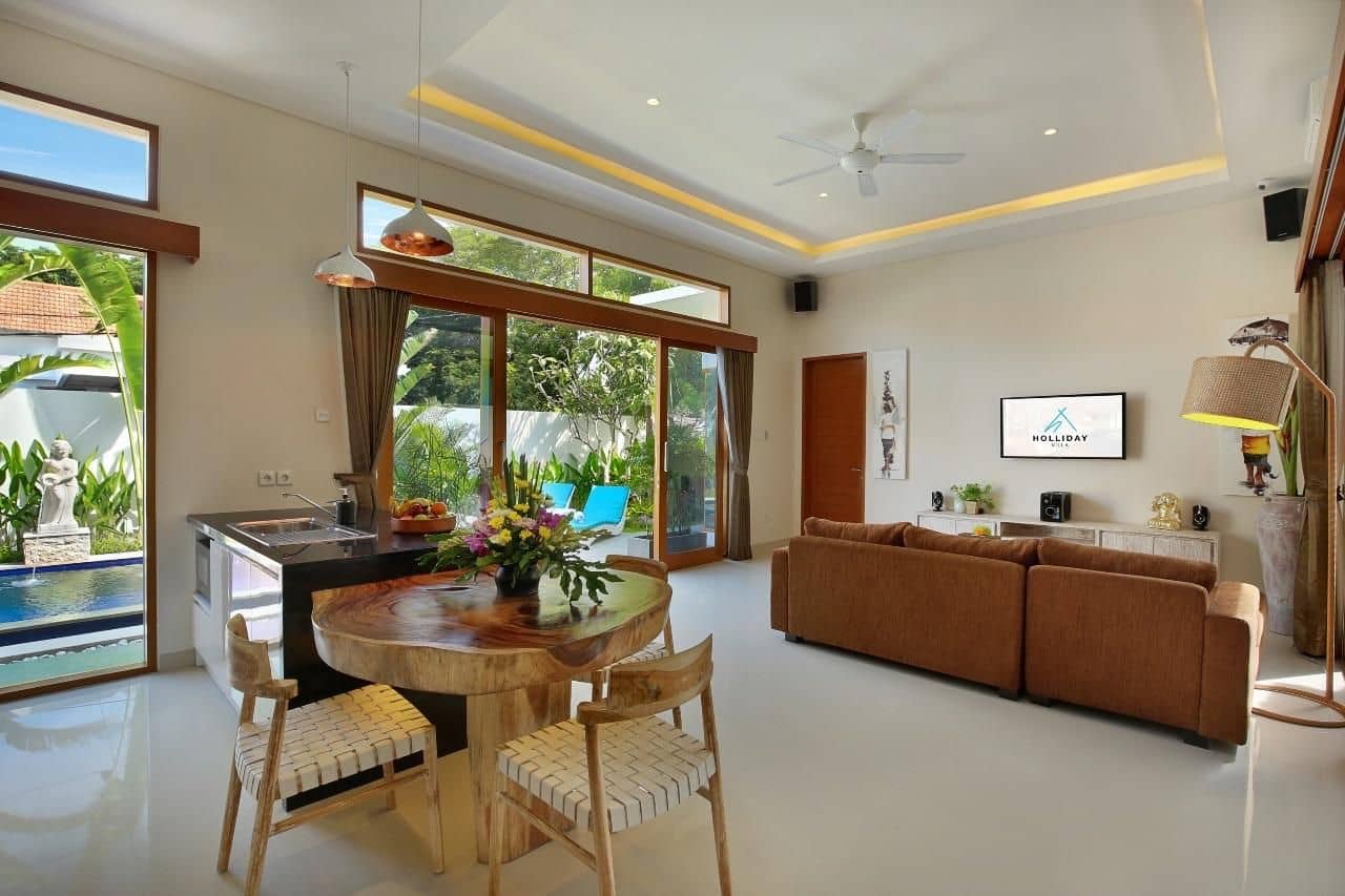 Holl Villa Holl Villa