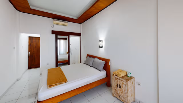 Double Bed