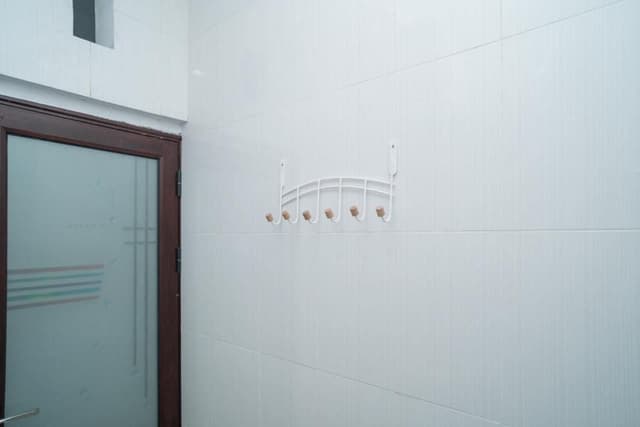 RedDoorz Room