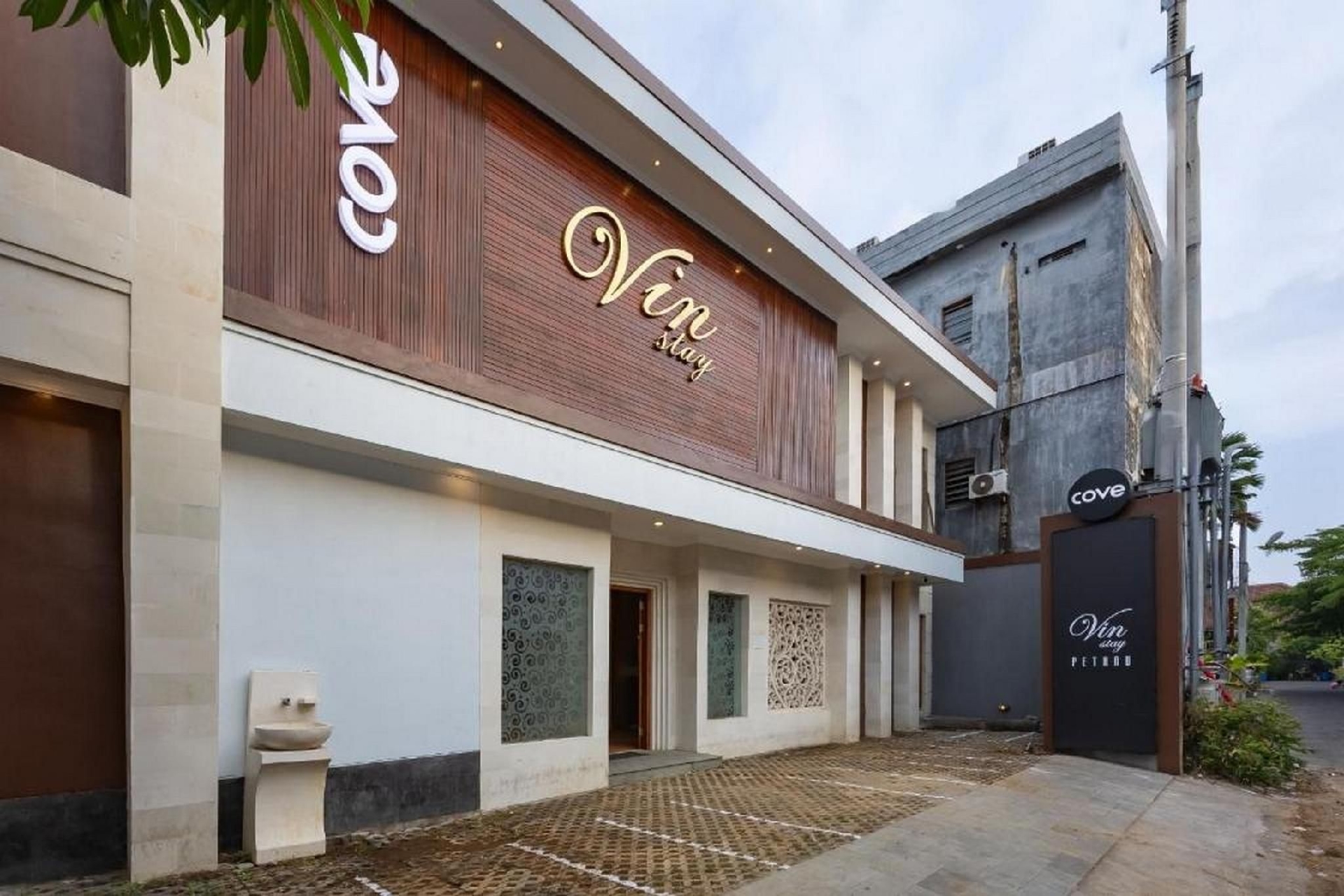 โคฟ วิน สเตย์ เปตานู (Cove Vin Stay Petanu)2