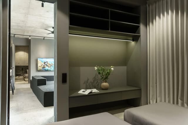 4 bedrooms