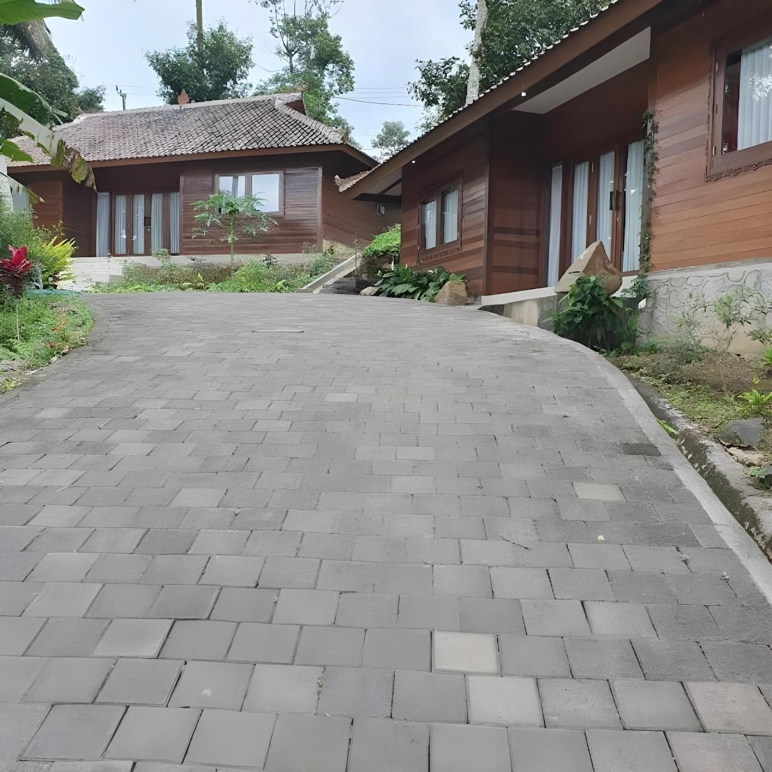 Kayu Tulang Estate0