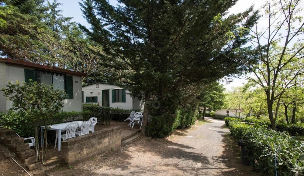 Happy Village & Camping4