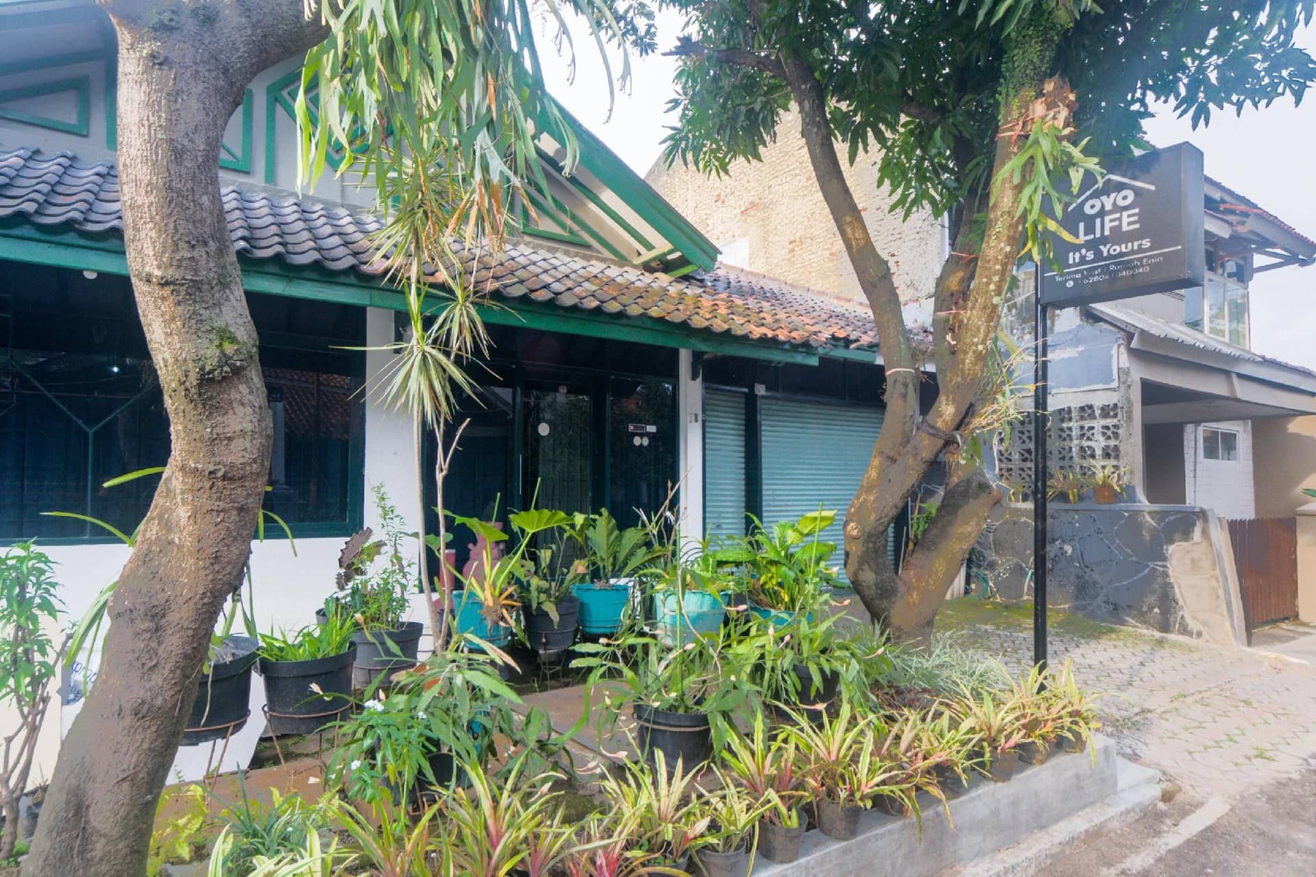 OYO Life 3055 Rumah Enin OYO Life 3055 Rumah Enin