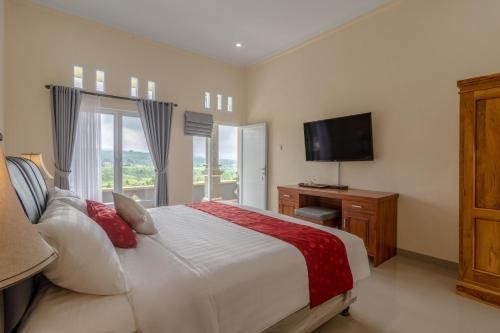 Adhi Jaya Suite1