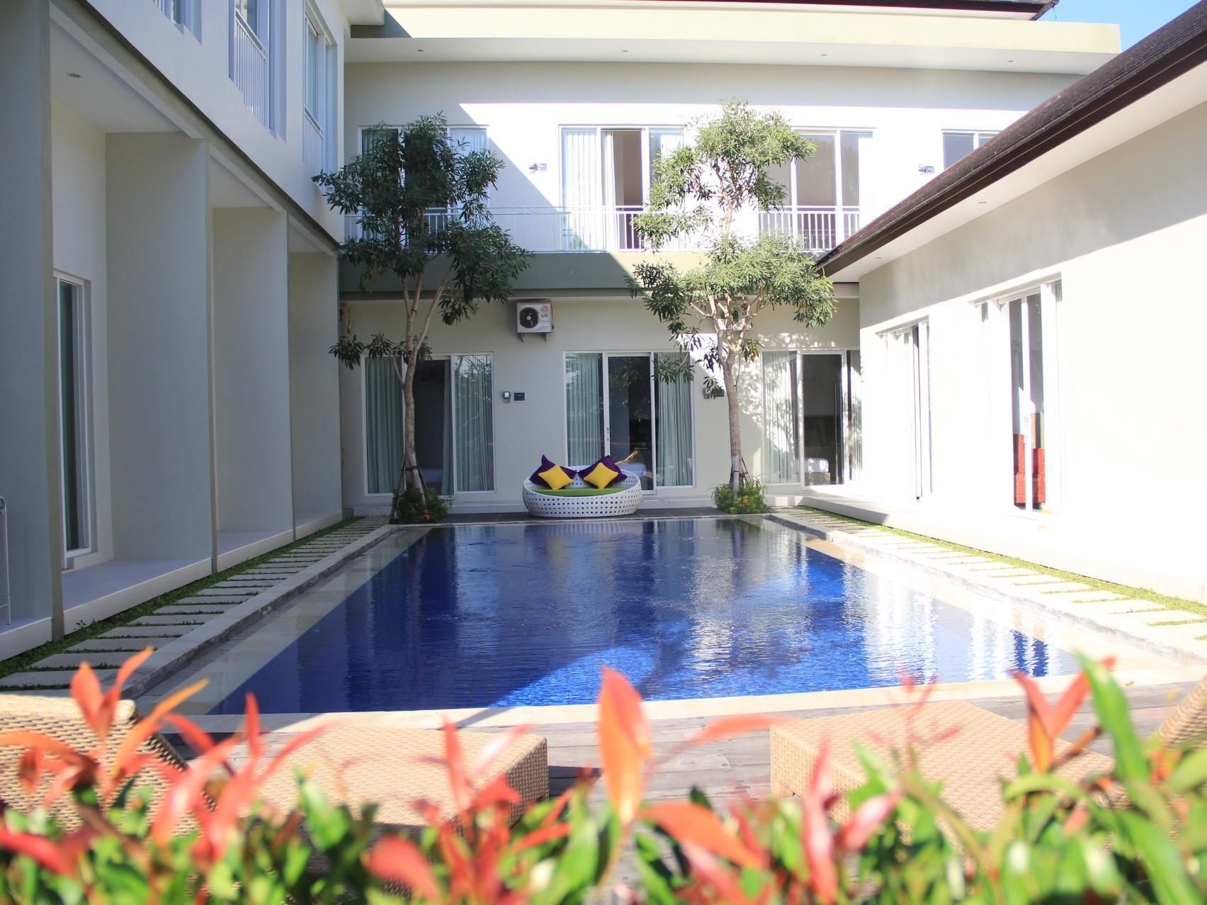 The Vinhill Hotel2