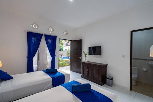 Deluxe Room Twin