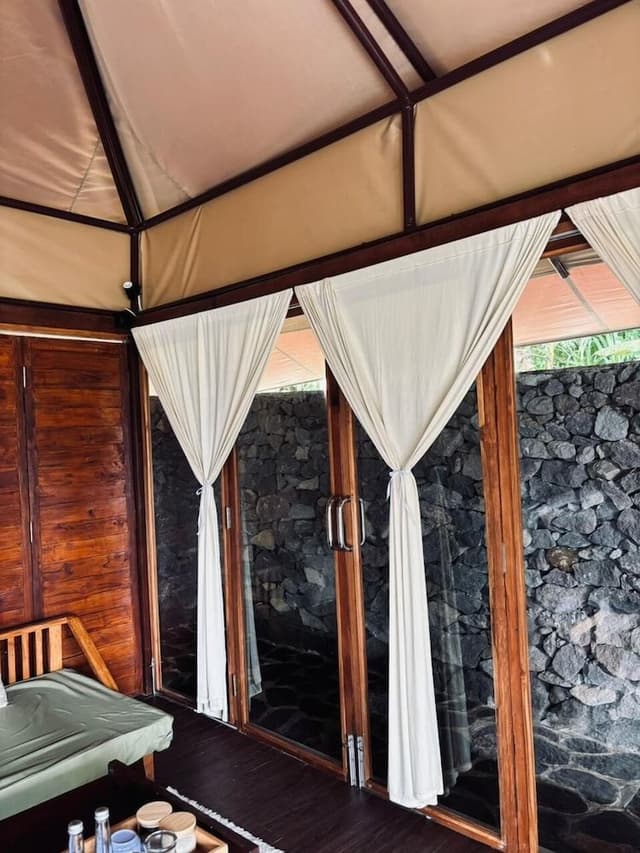 Premier Tent