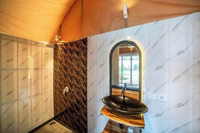 Deluxe Suite Tent with Private Plunge Pool