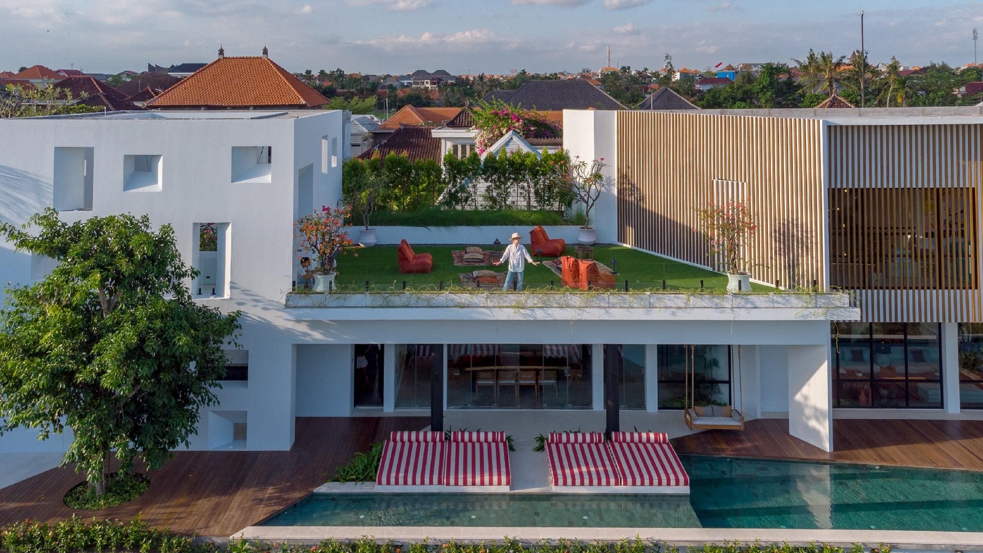 มันดาลาคลับเฮาส์ (Mandala Clubhouse)0