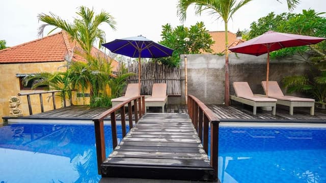 Family Room, 2 Bedrooms, Pool View