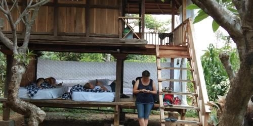 อีเอสเอ ดิ กูบู โฮมสเตย์ (ESA Di Kubu Homestay)1