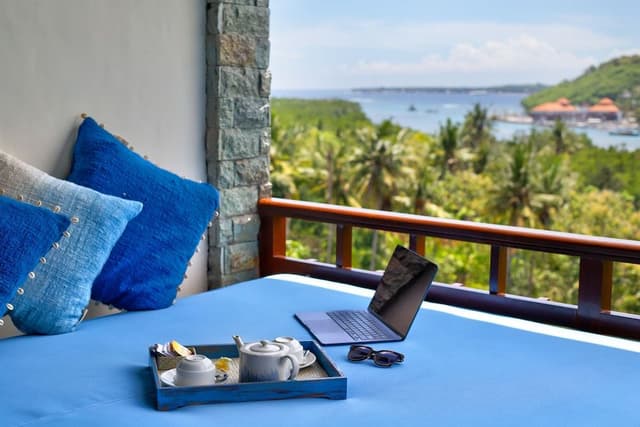 Rooftop Pool Villa