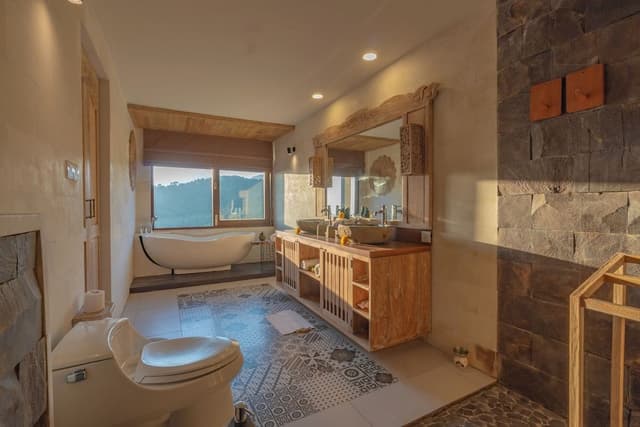 Royal Jacuzzi Pool Villa