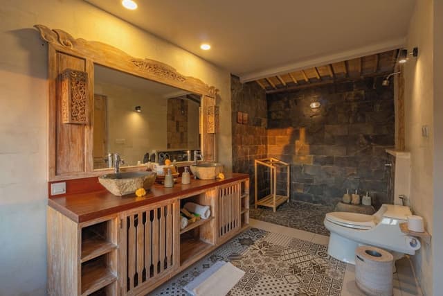 Royal Jacuzzi Pool Villa