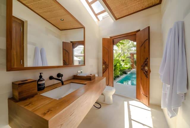 5-Bedroom Luxury Villa with Private Pool