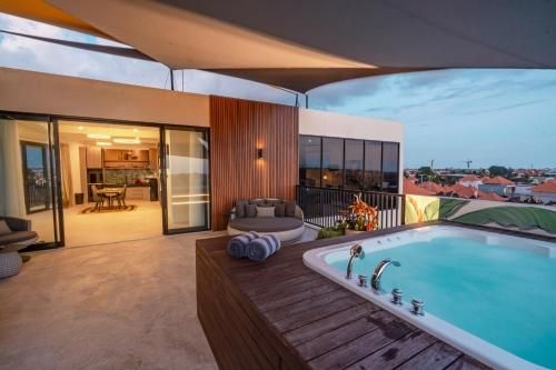 Onyx Beach Hotel2