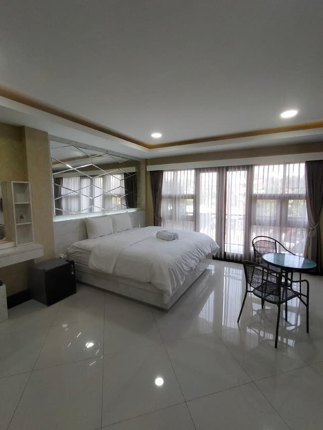 Grand Deluxe Double Room