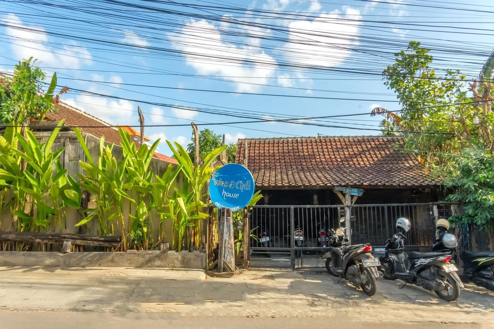 ทูสเปซ การใช้ชีวิตที่เวฟแอนด์ ชิลเฮาส์ จังกู ทูสเปซ การใช้ชีวิตที่เวฟแอนด์ ชิลเฮาส์ จังกู
