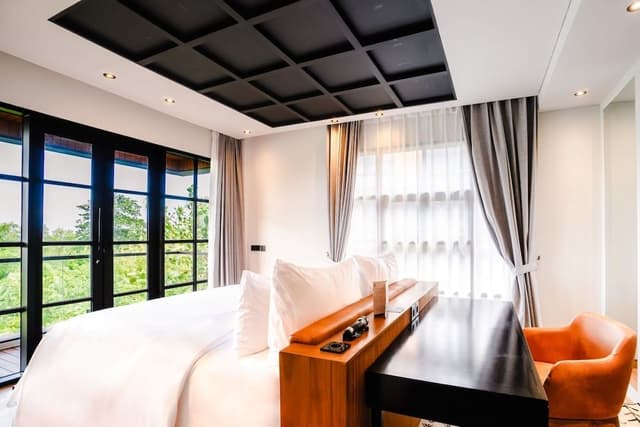 Three Bedroom mountain view Pool Villa