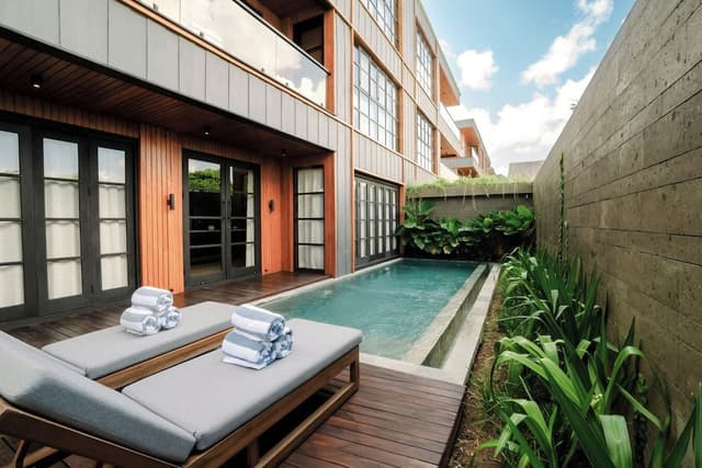 Three Bedroom mountain view Pool Villa