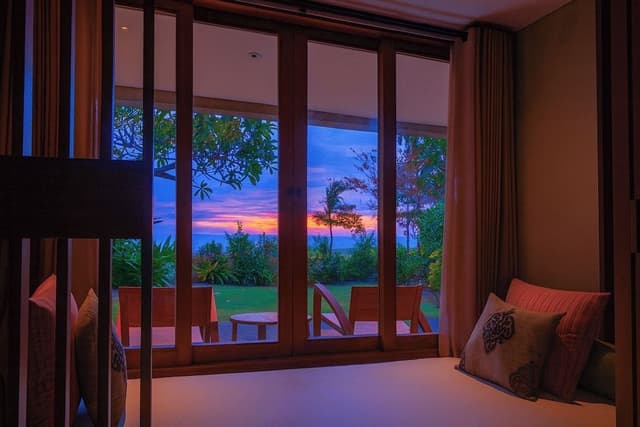Berawa Royal Suites Ocean Front