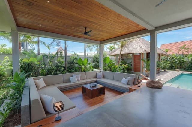 Executive Room, Pool View