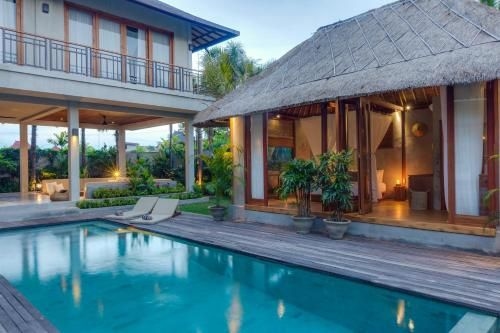 ซิน เบราวา วิลลา แอนด์ บังกะโล (ZIN Berawa Villas and Bungalows)0