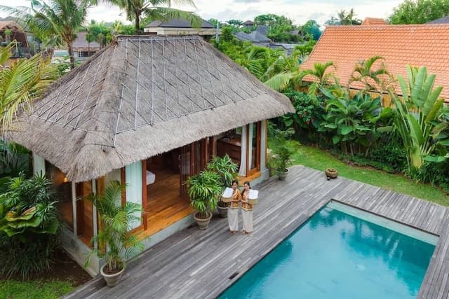 4 Bedrooms Private Pool Villa - 1