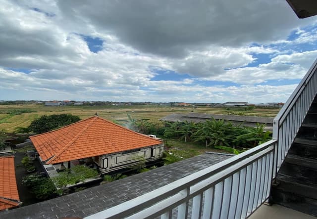 Twin Room with View