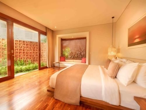 อัครา อามูร์ติ วิลลา (Agra Amurti Villas)1