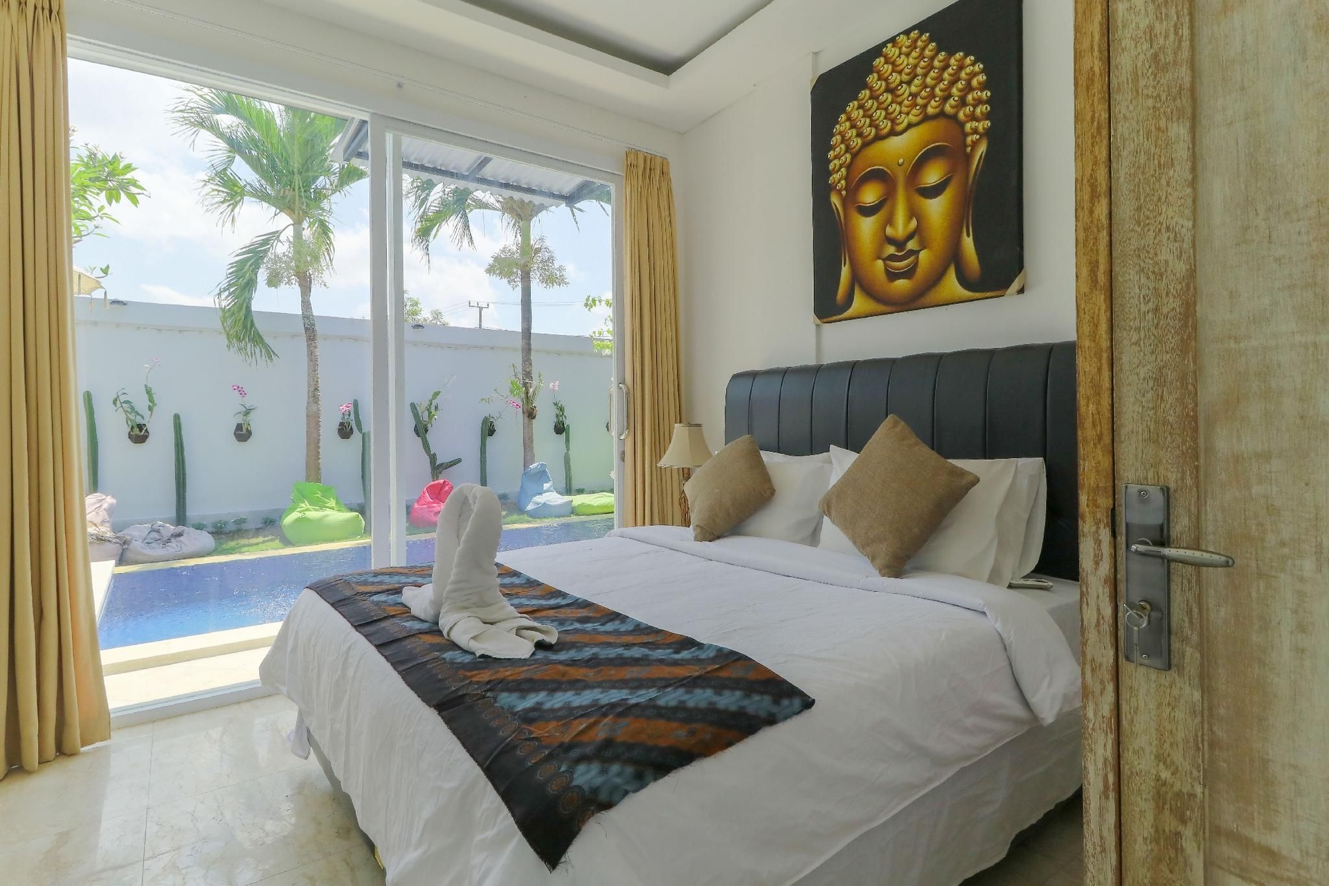 Margarita Surf Hostel Canggu3