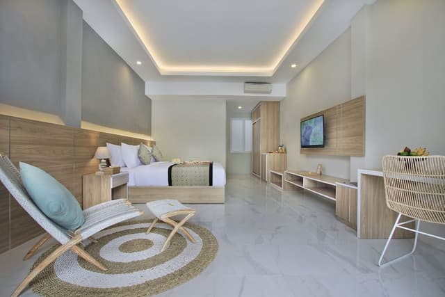 Deluxe Room Pool Access (with Daily Afternoon Tea)