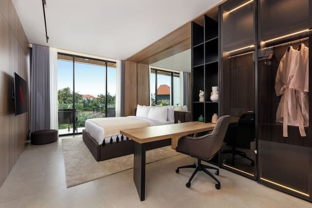 Three-bedroom Villa with Private Pool