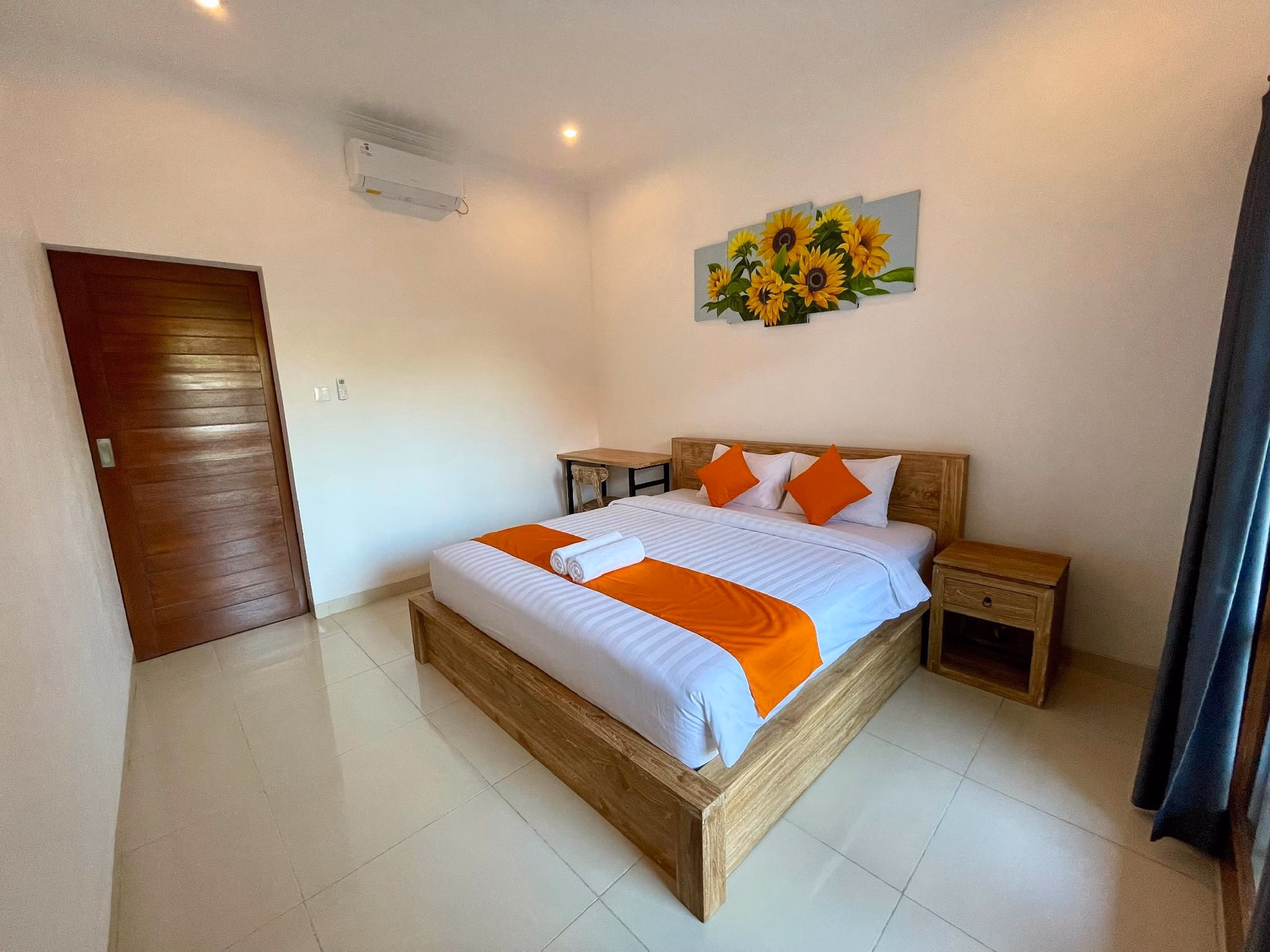 Santika Home Stay0
