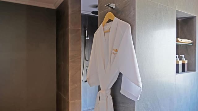Suite Lagoon Access