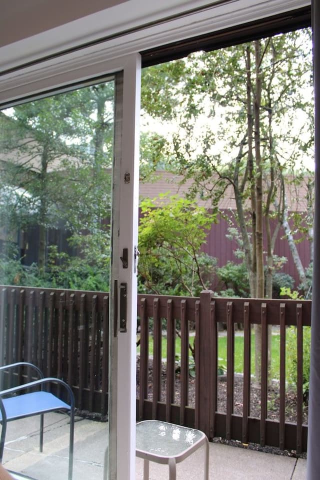 Pet-Friendly Double Room - Courtyard View