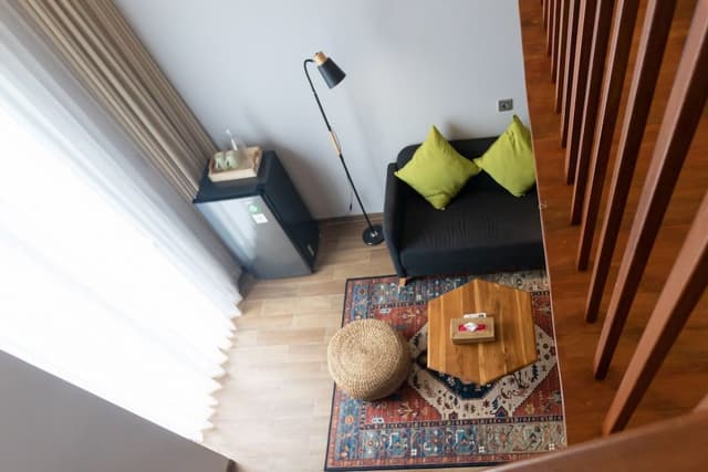 Room, Mezzanine
